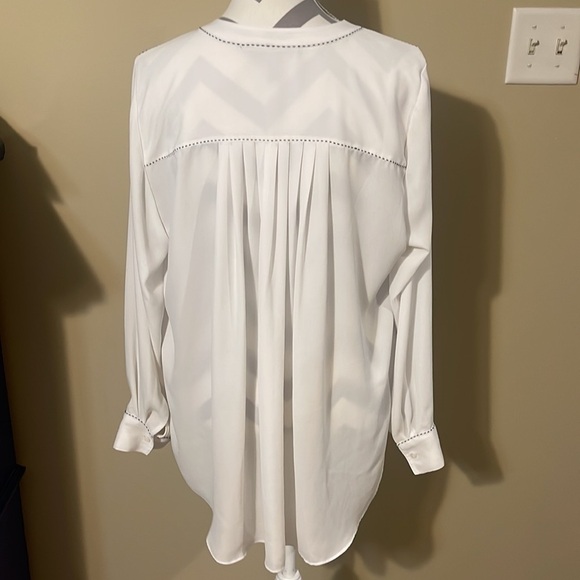 Lane Bryant White Blouse Size 14/16 - Picture 4 of 9
